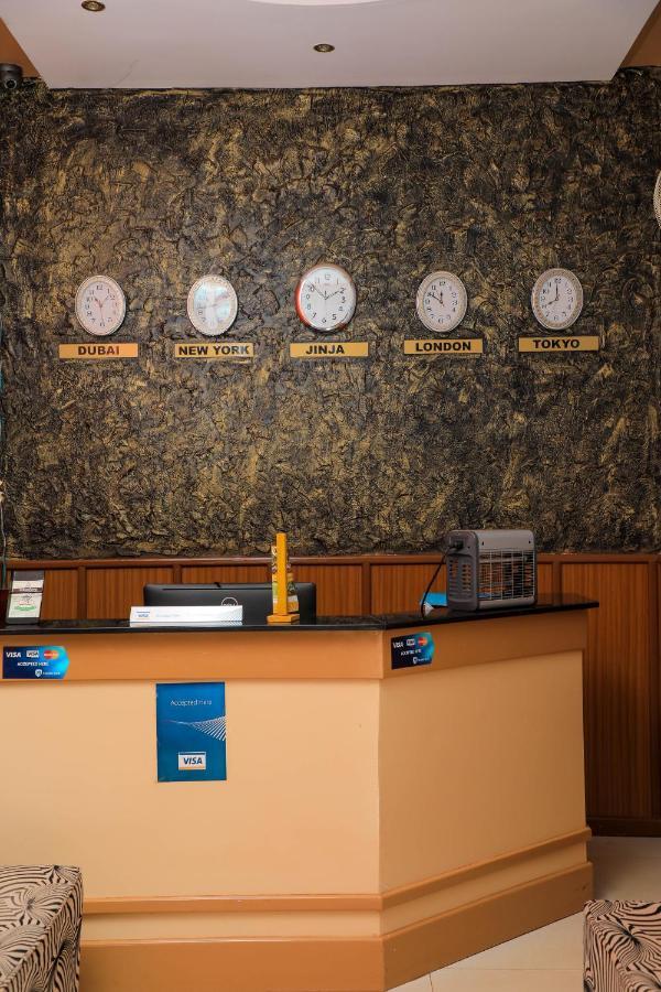 Royal Park Hotel ジンジャ エクステリア 写真